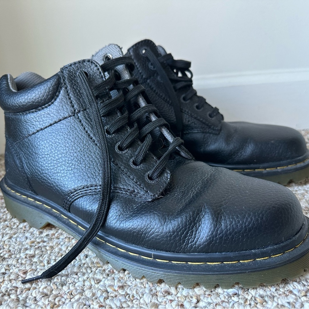 Men's Black Leather Doc Martens Harrisfield Boots